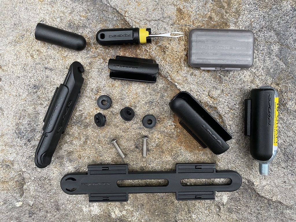 Ryder Slyder 4-Up porta CO2 y accesorios